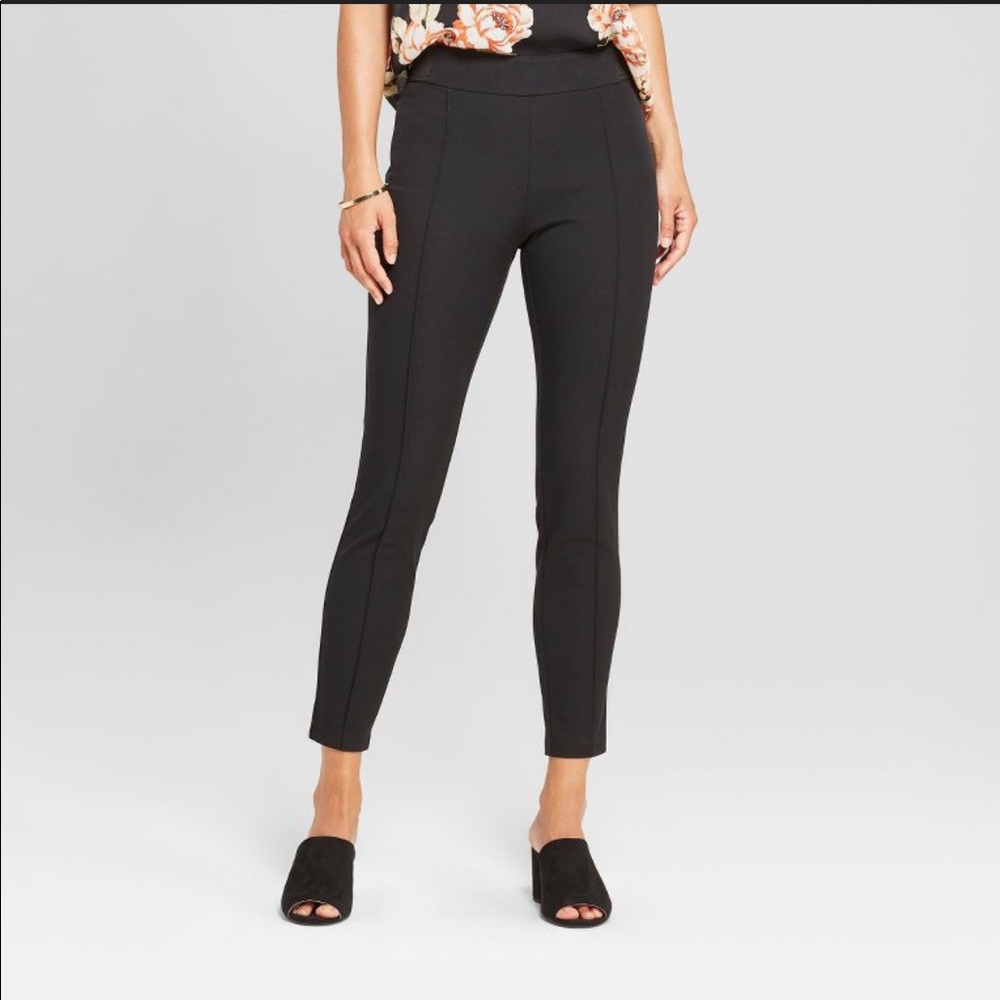 Women’s black dress pants